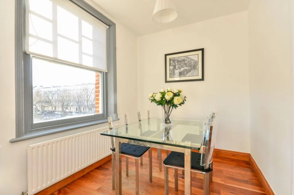 4 bedroom maisonette for rent