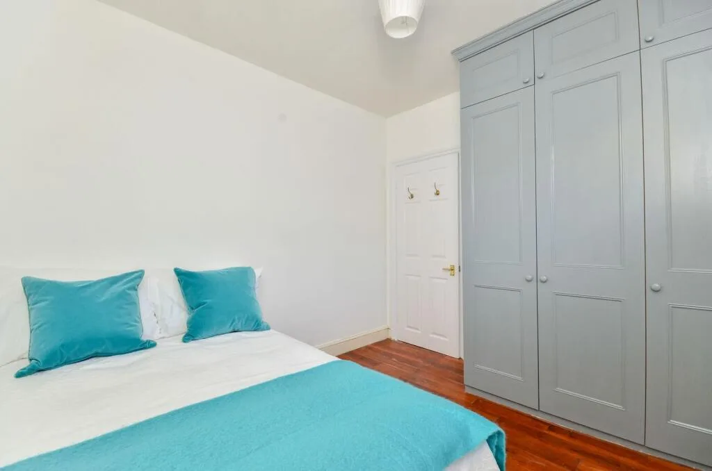 4 bedroom maisonette for rent