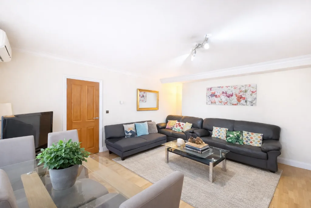 2 bedroom flat for rent