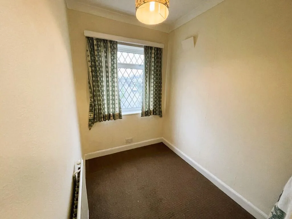 3 bedroom semi-detached house for rent