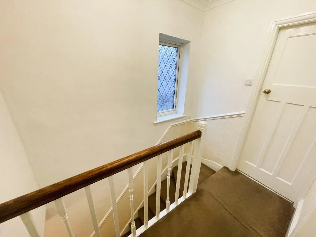 3 bedroom semi-detached house for rent