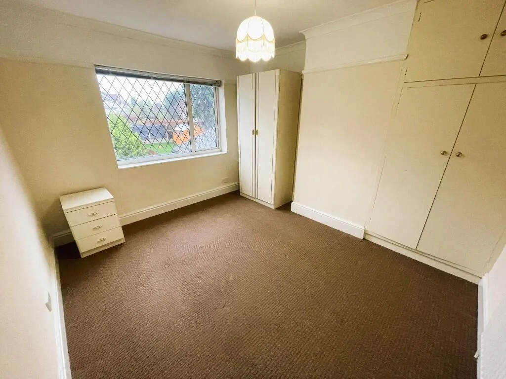 3 bedroom semi-detached house for rent