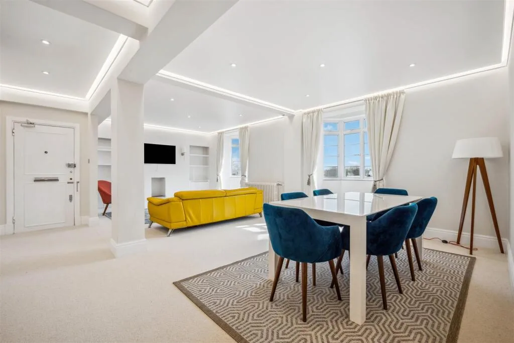 3 bedroom flat for rent