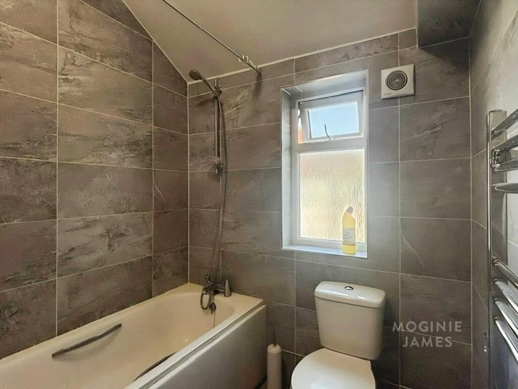 7 bedroom terraced house for rent