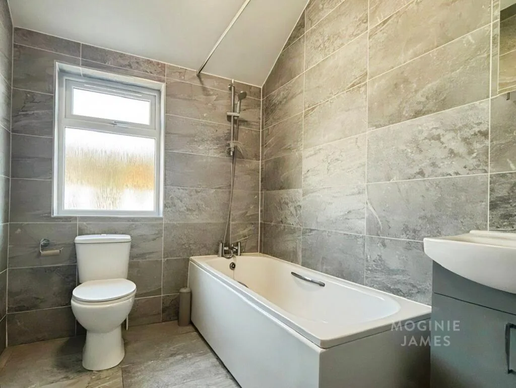 7 bedroom terraced house for rent