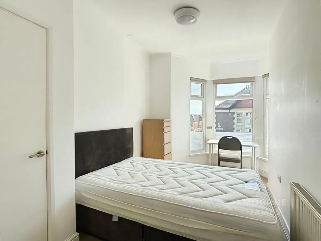7 bedroom terraced house for rent