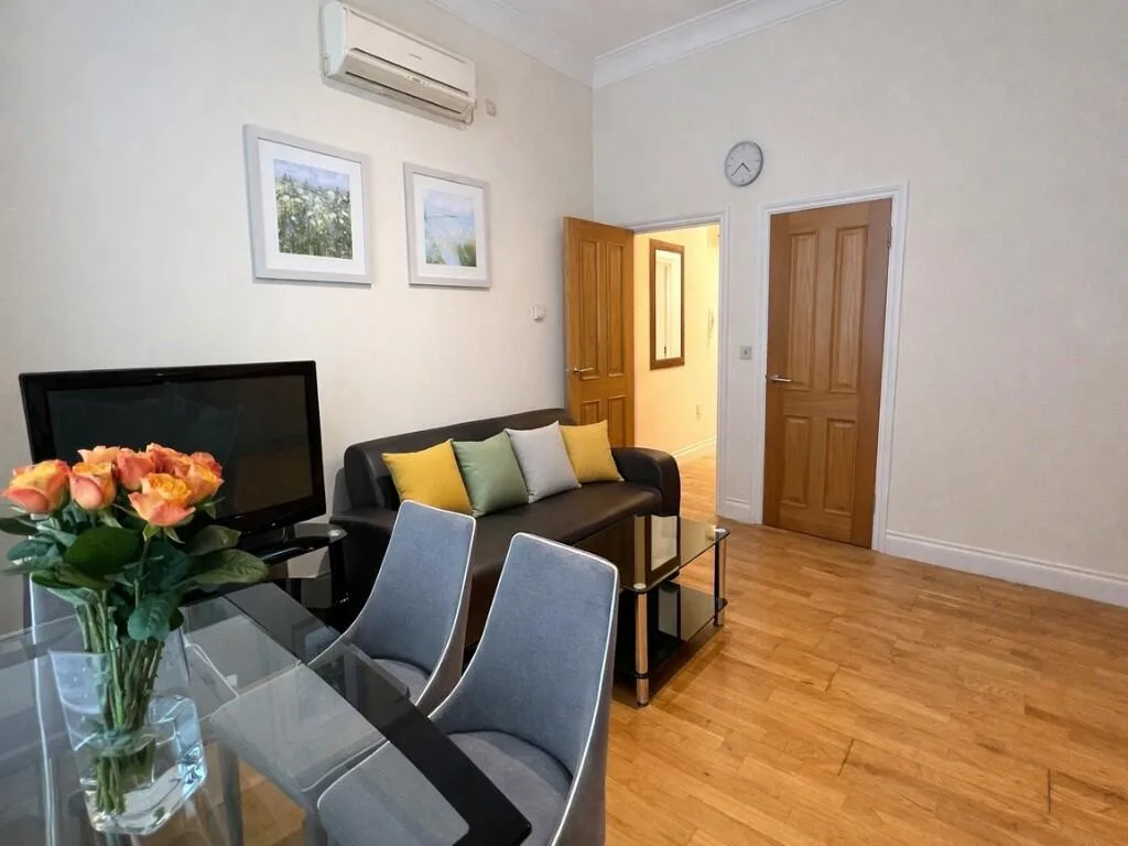 3 bedroom flat for rent