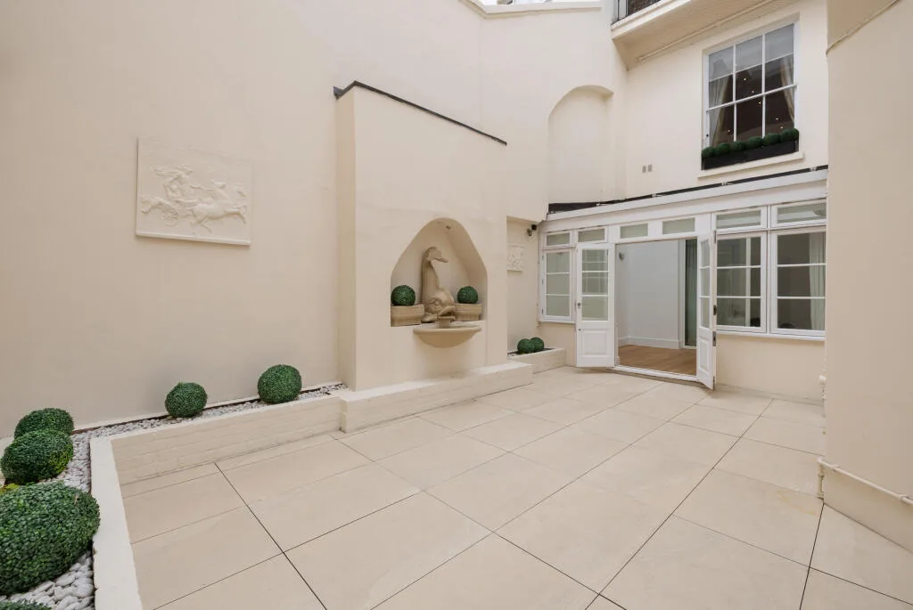 3 bedroom apartment for rent