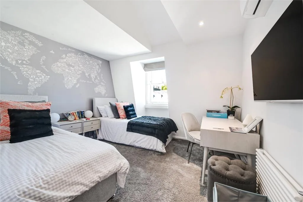3 bedroom flat for rent