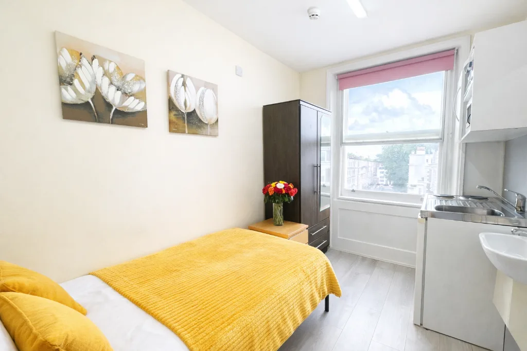 Studio flat for rent