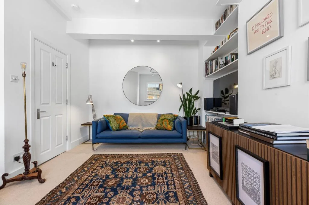 3 bedroom maisonette for rent