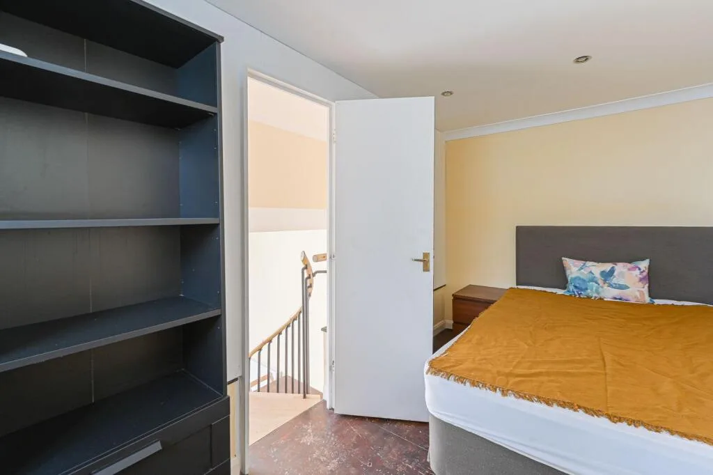 4 bedroom flat for rent