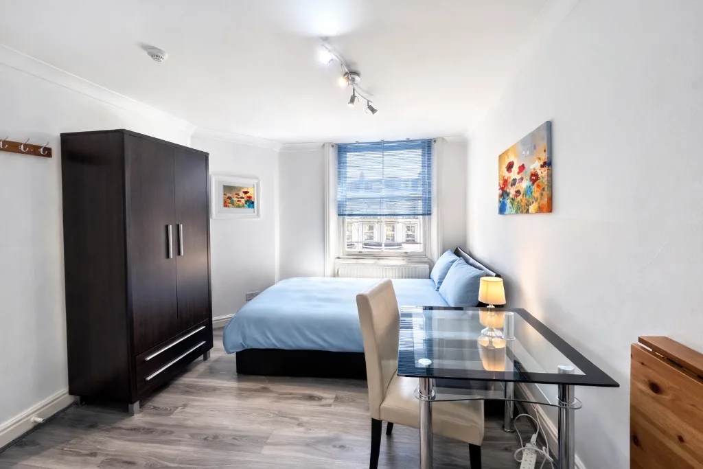 Studio flat for rent