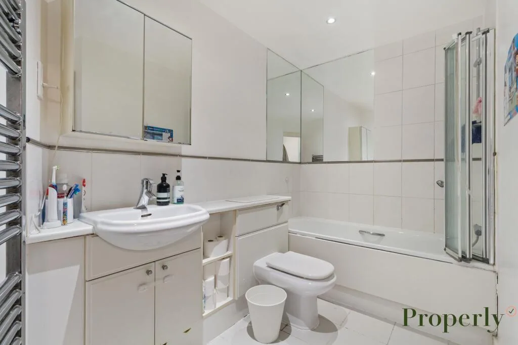 3 bedroom flat for rent