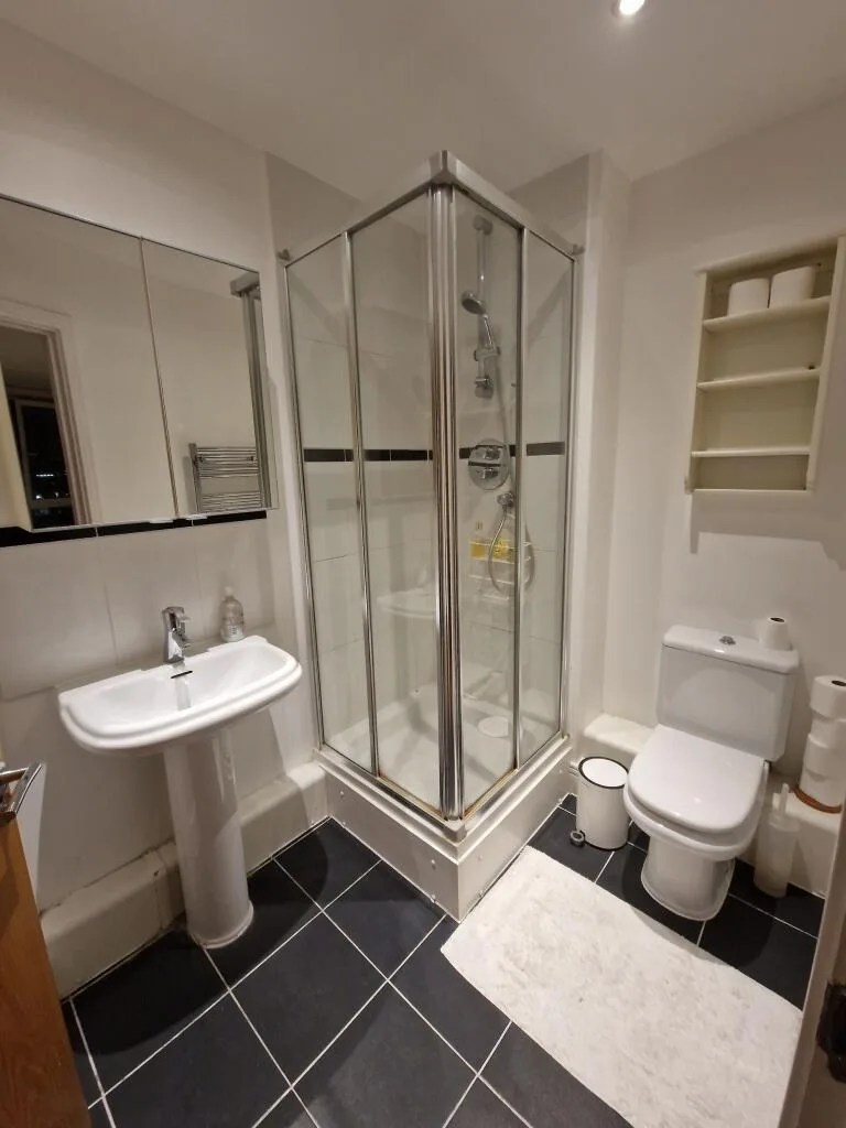 3 bedroom flat for rent