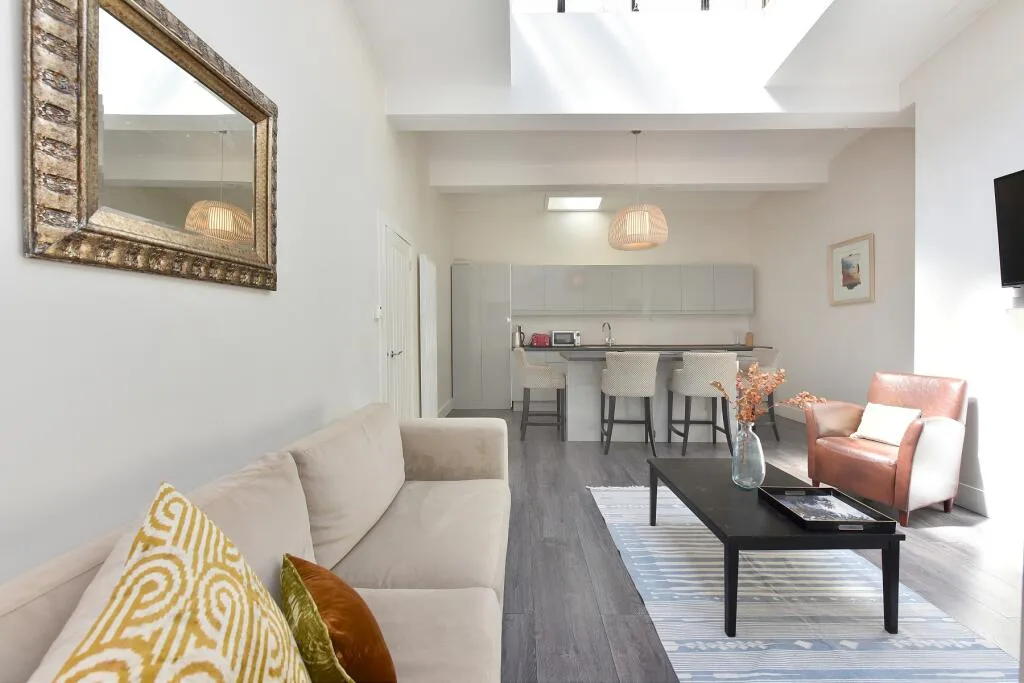3 bedroom flat for rent