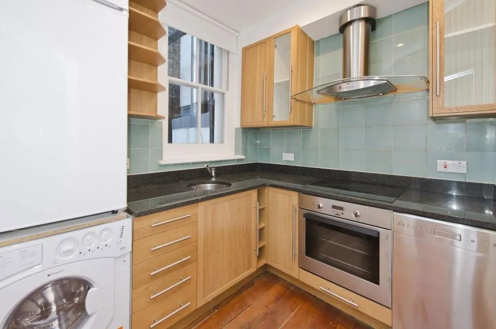 4 bedroom flat for rent