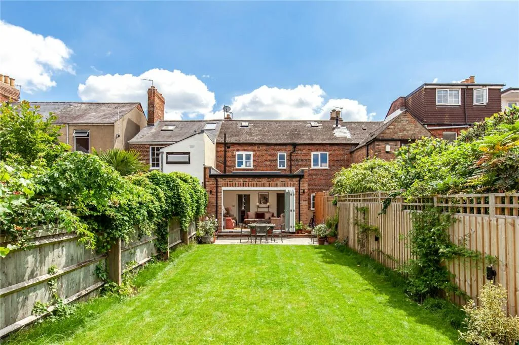 3 bedroom terraced house for rent