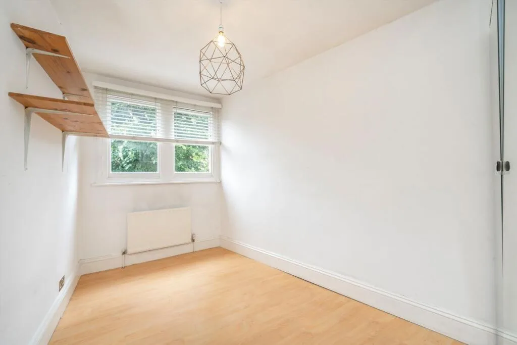 2 bedroom house for rent