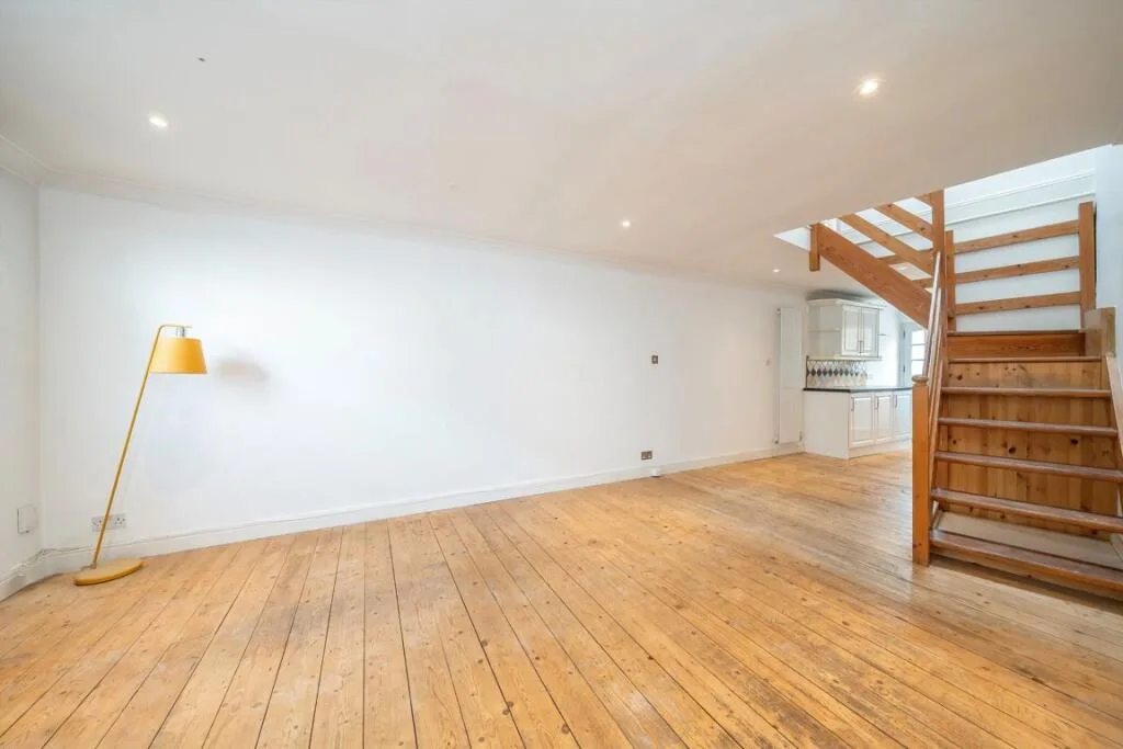 2 bedroom house for rent