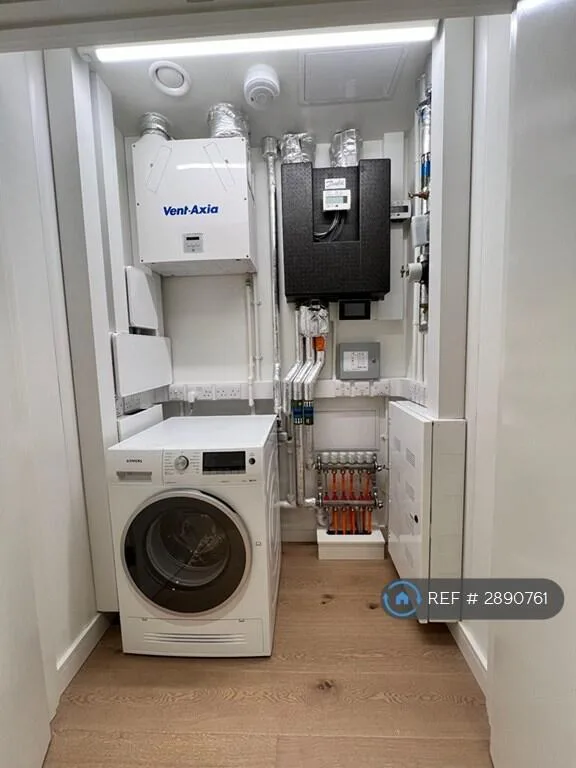 2 bedroom semi-detached house for rent
