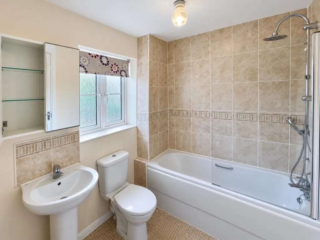3 bedroom detached house for rent