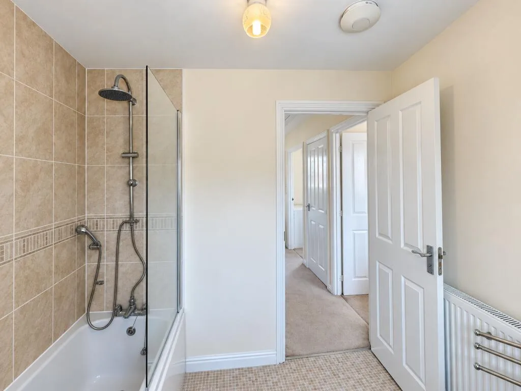 3 bedroom detached house for rent