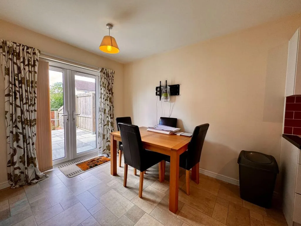 3 bedroom detached house for rent