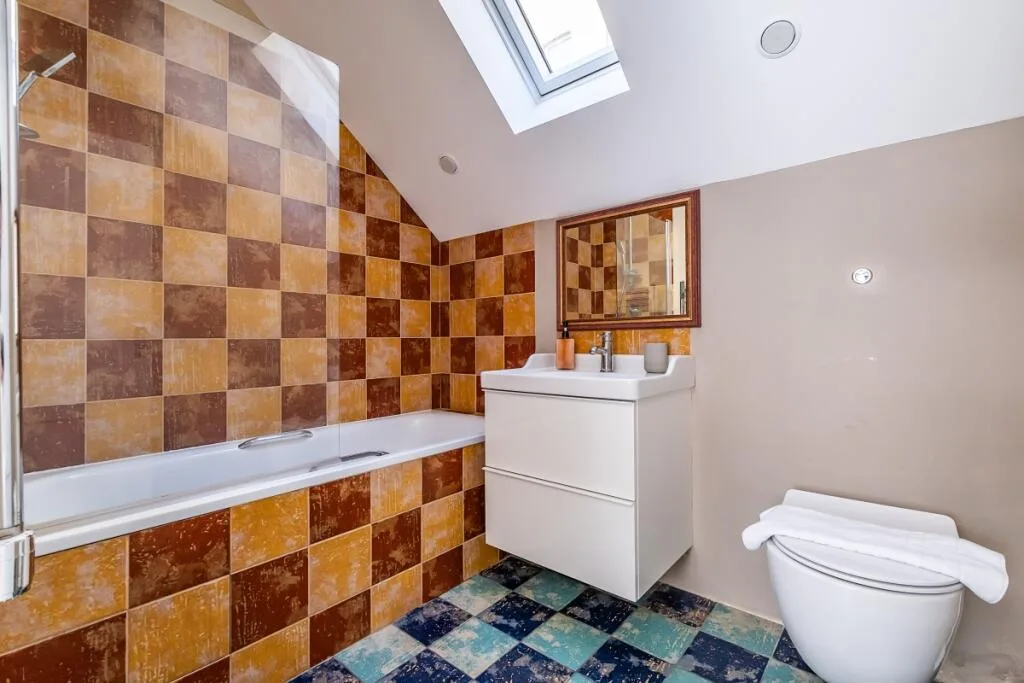 5 bedroom house for rent