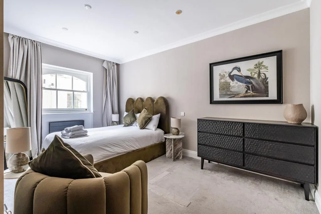 5 bedroom house for rent