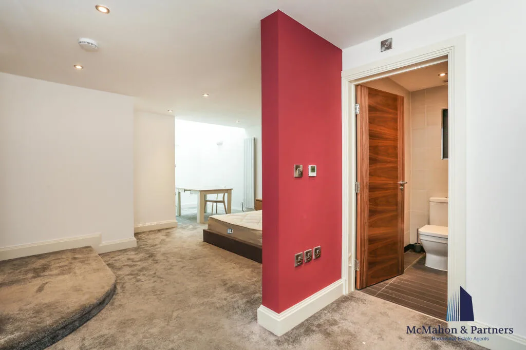 3 bedroom semi-detached house for rent