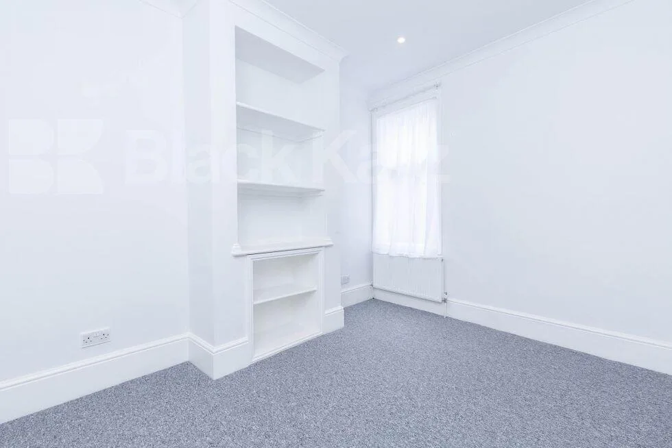 5 bedroom house for rent