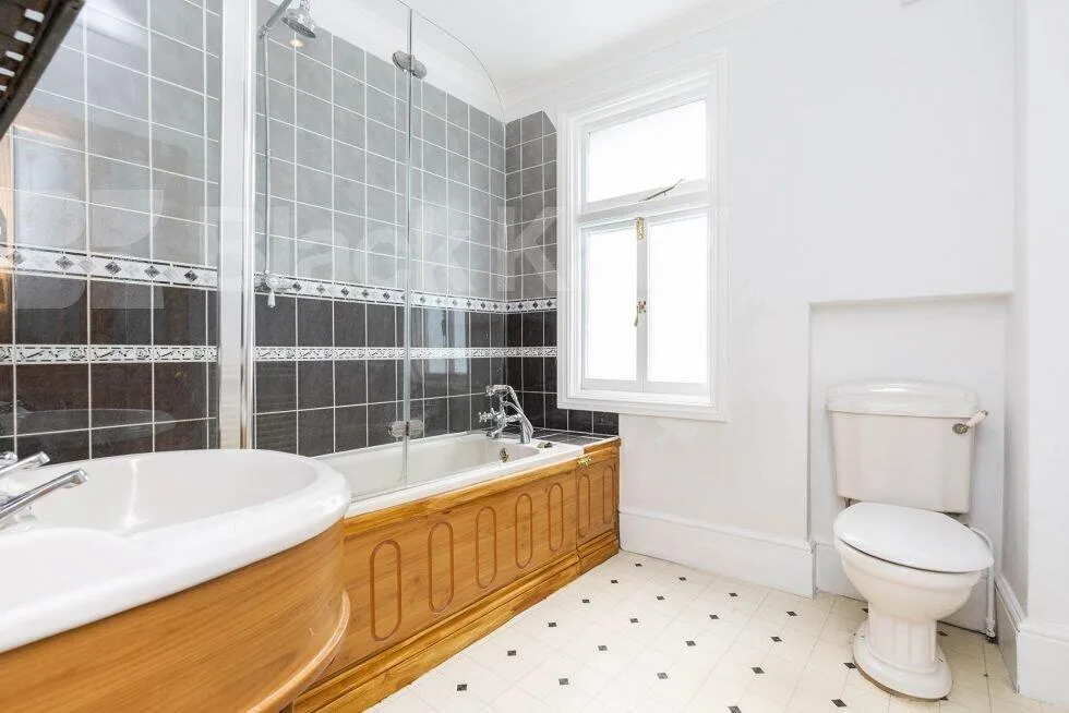 5 bedroom house for rent