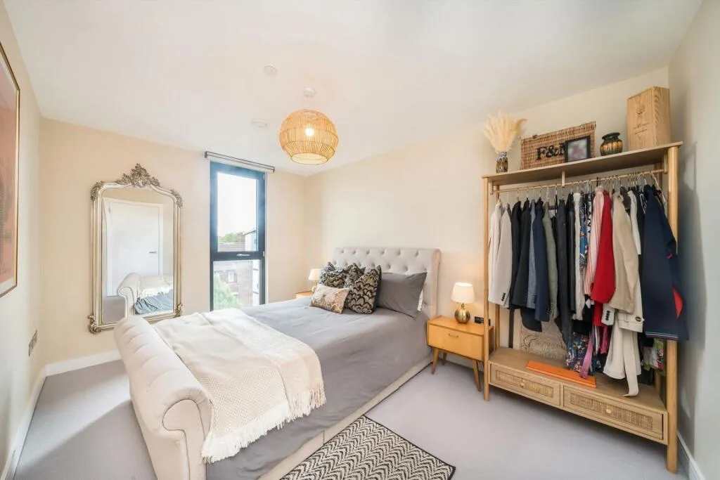 3 bedroom flat for rent