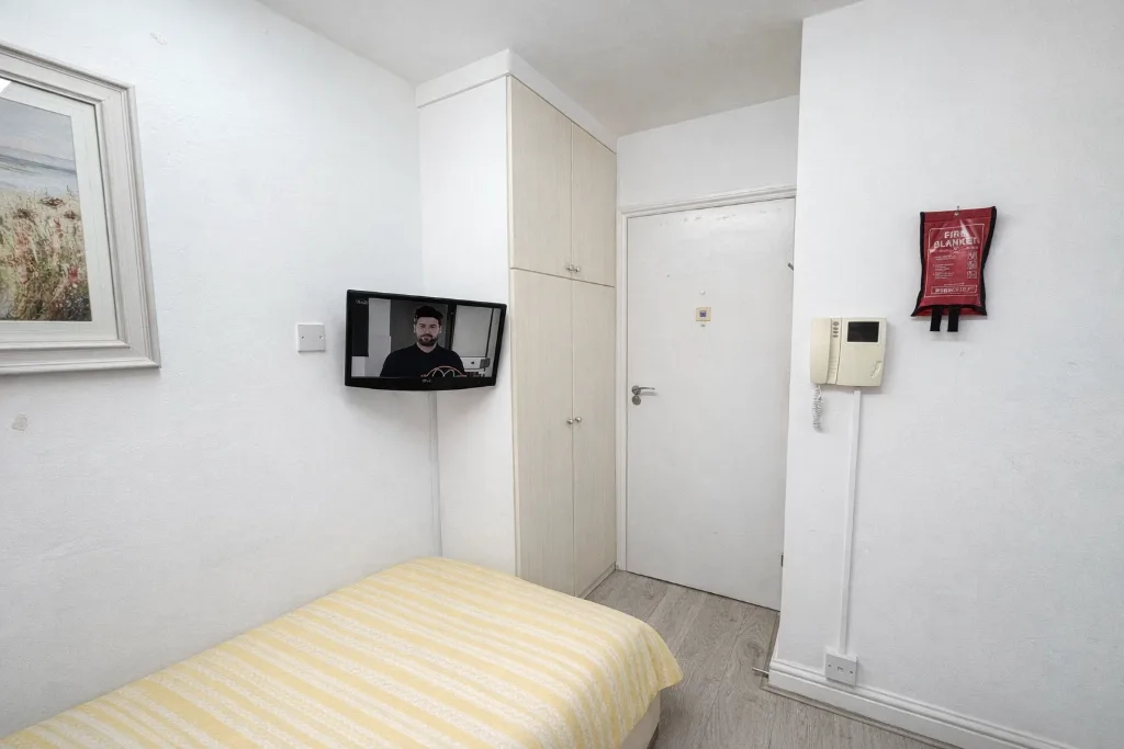 Studio flat for rent