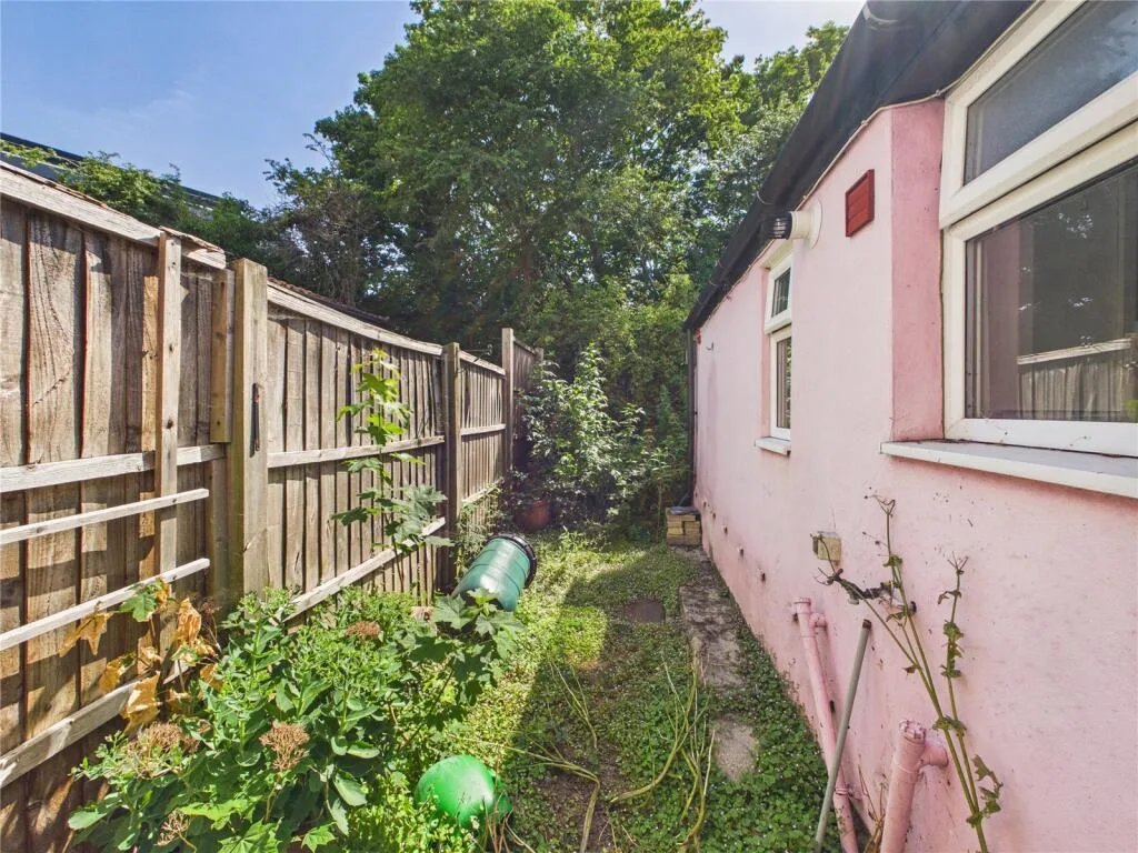 2 bedroom terraced house for rent
