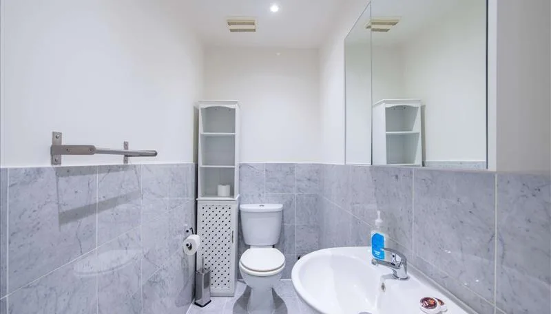 2 bedroom house for rent
