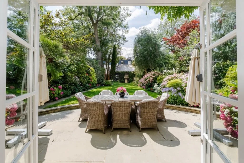 5 bedroom house for rent