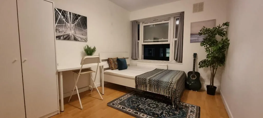 3 bedroom flat for rent