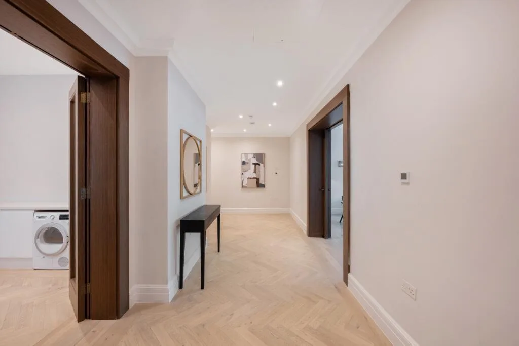5 bedroom apartment for rent