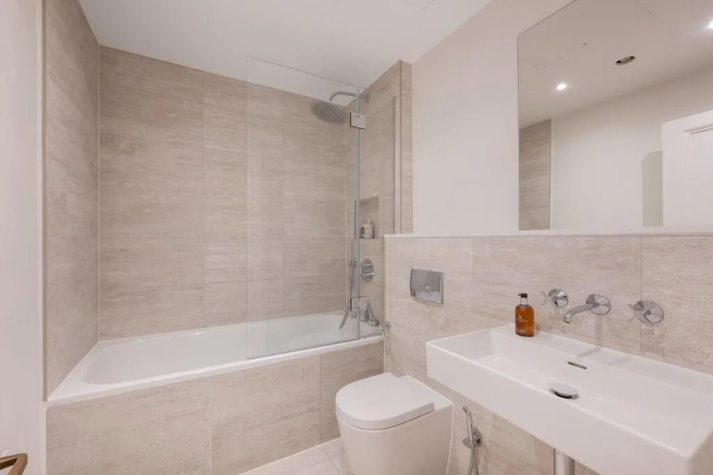 5 bedroom apartment for rent