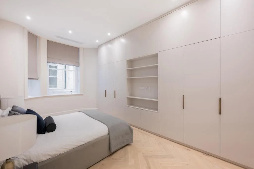 5 bedroom apartment for rent