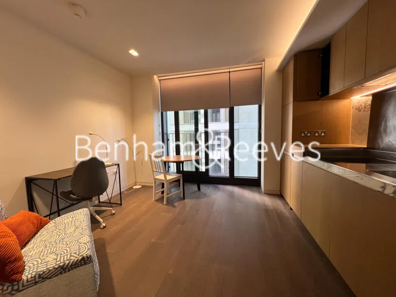 Studio flat for rent