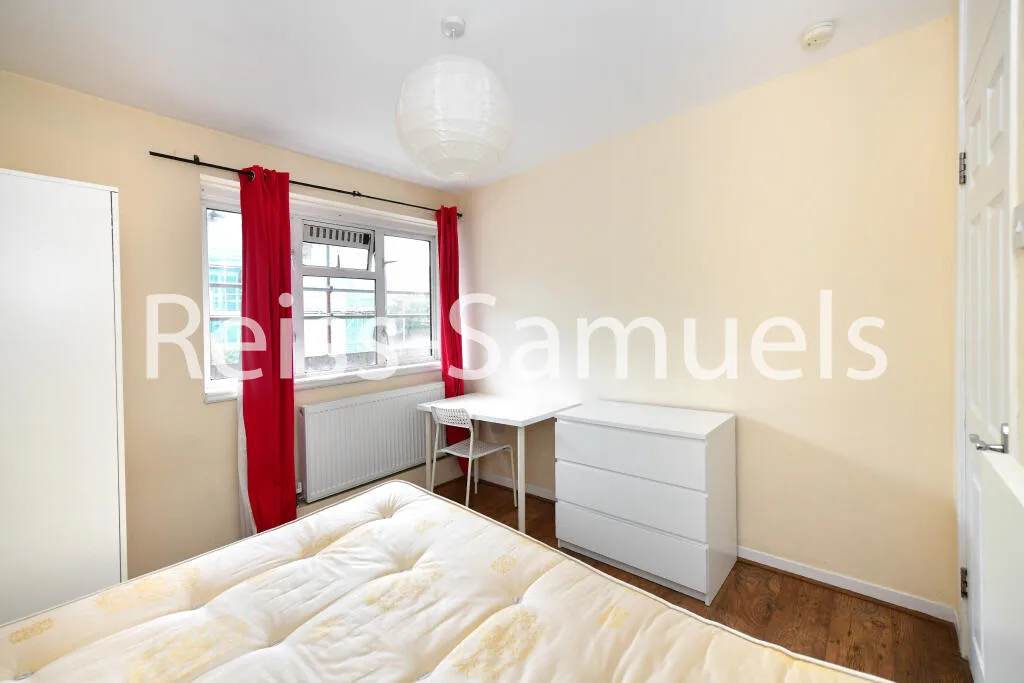 4 bedroom maisonette for rent