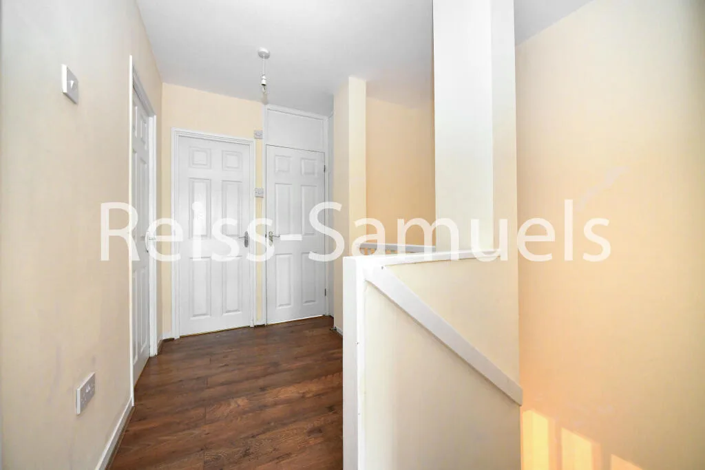 4 bedroom maisonette for rent