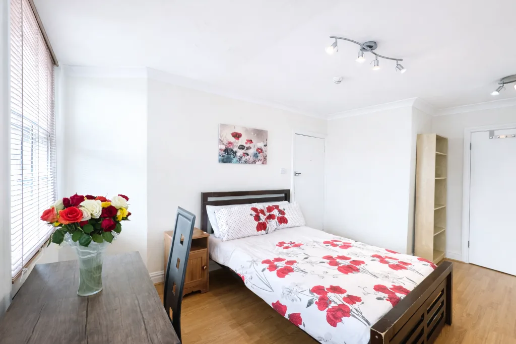 Studio flat for rent