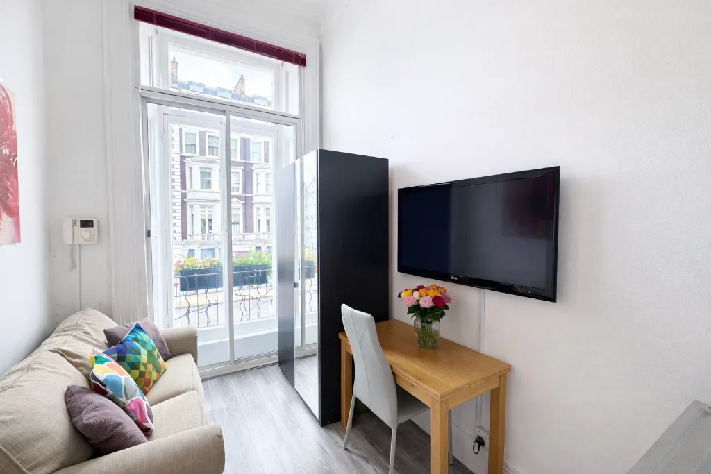 Studio flat for rent