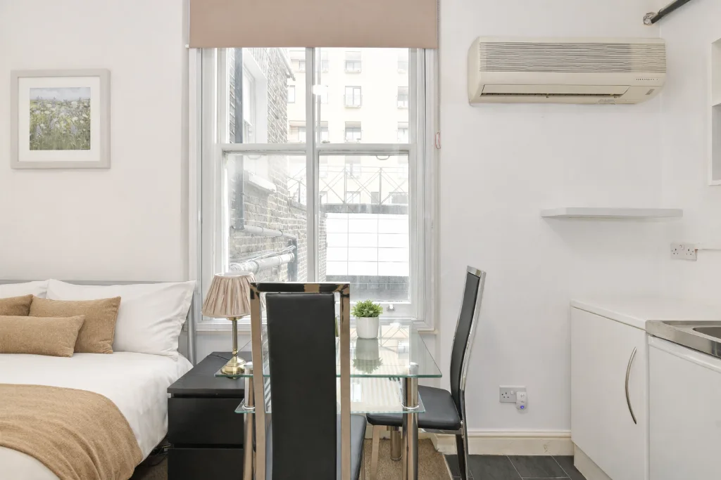 Studio flat for rent