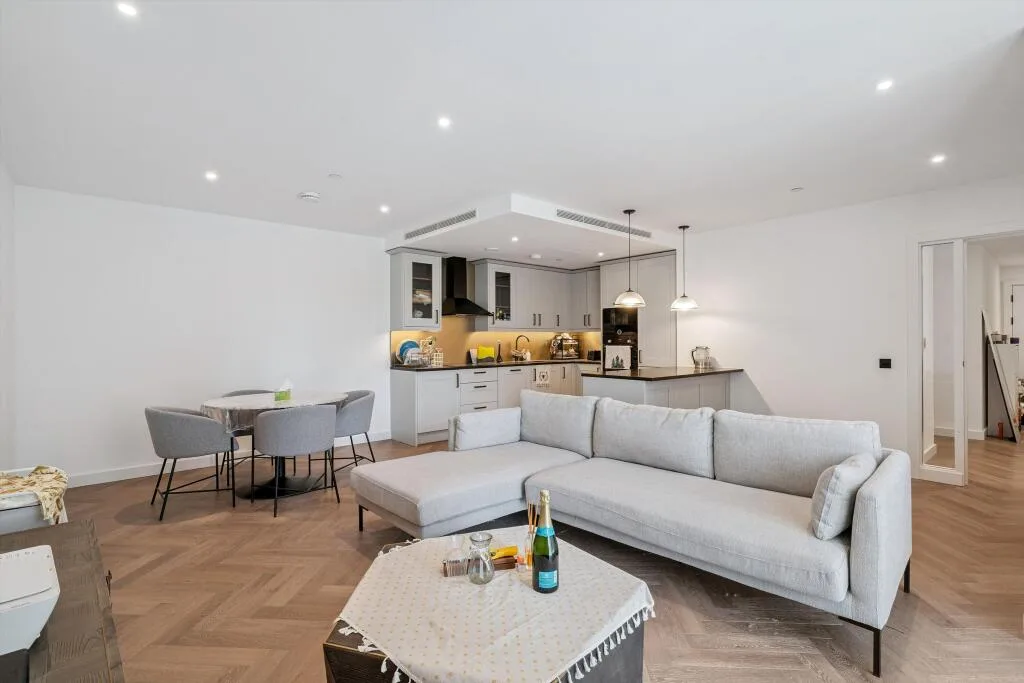 2 bedroom flat for rent