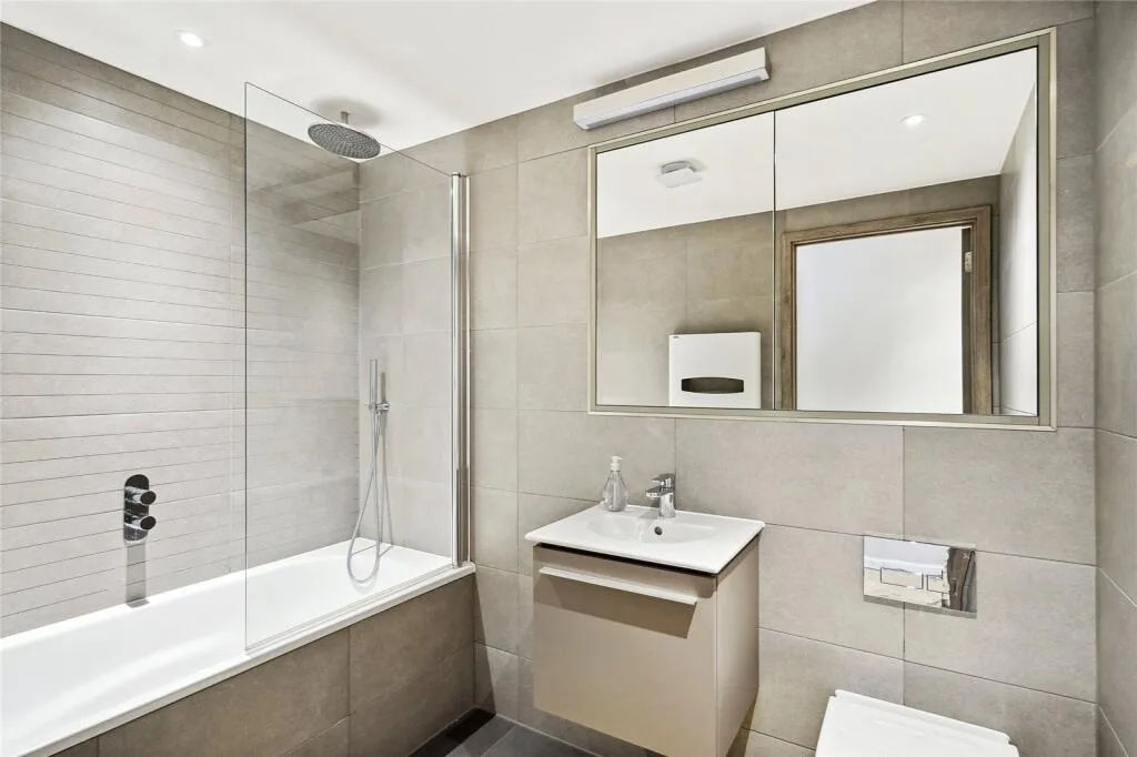 3 bedroom duplex for rent